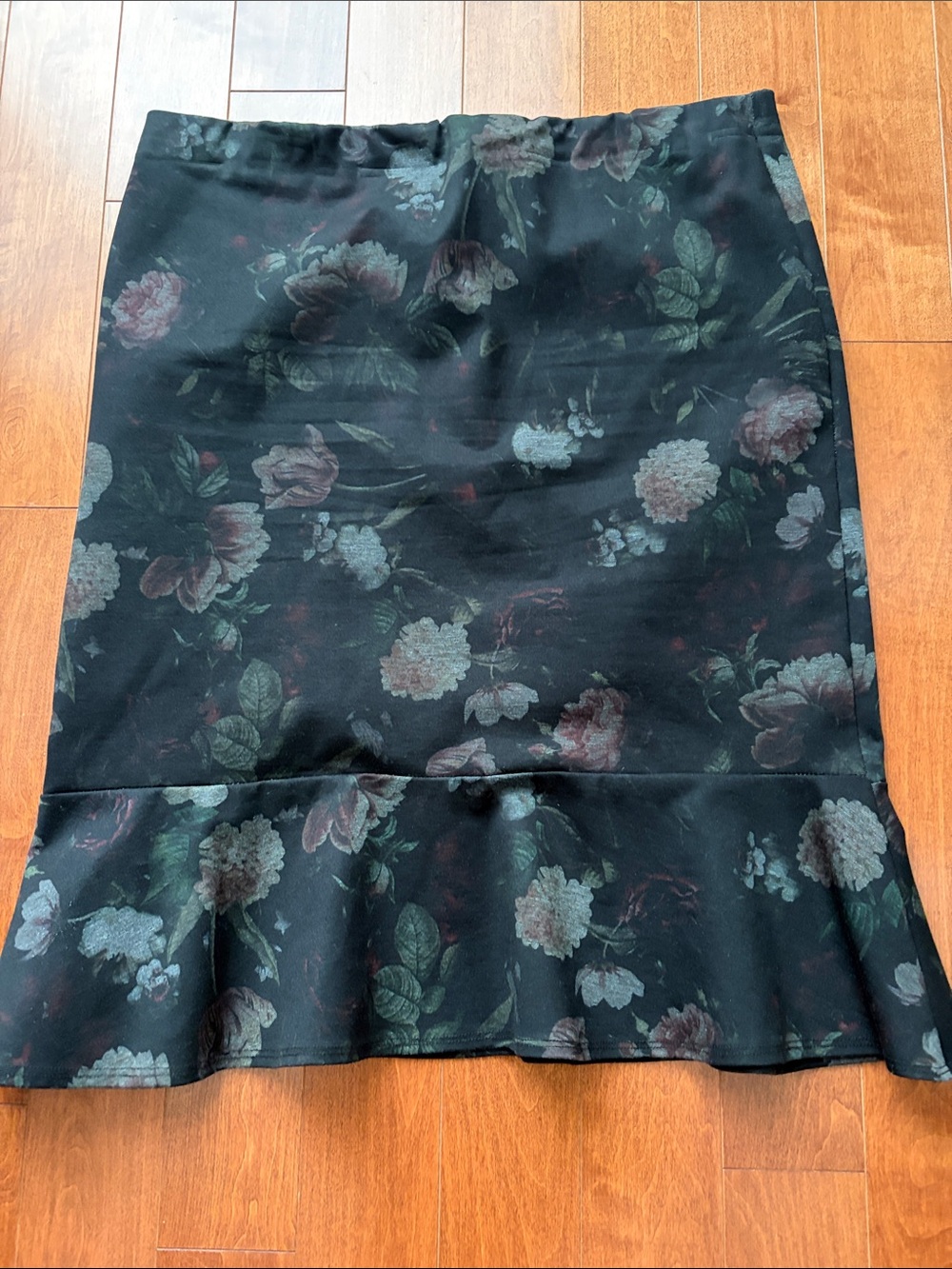 Jules & Leopold Black Floral Pencil Skirt with Ruffle Hem